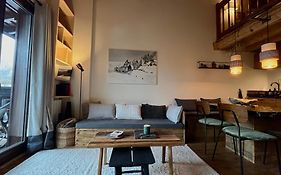 Appartement ensoleillé aux Tines, vue Massif
